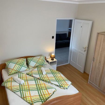 Pingvin Cukraszda Apartman Felso Szint Balatonmáriafürdő 외부 사진