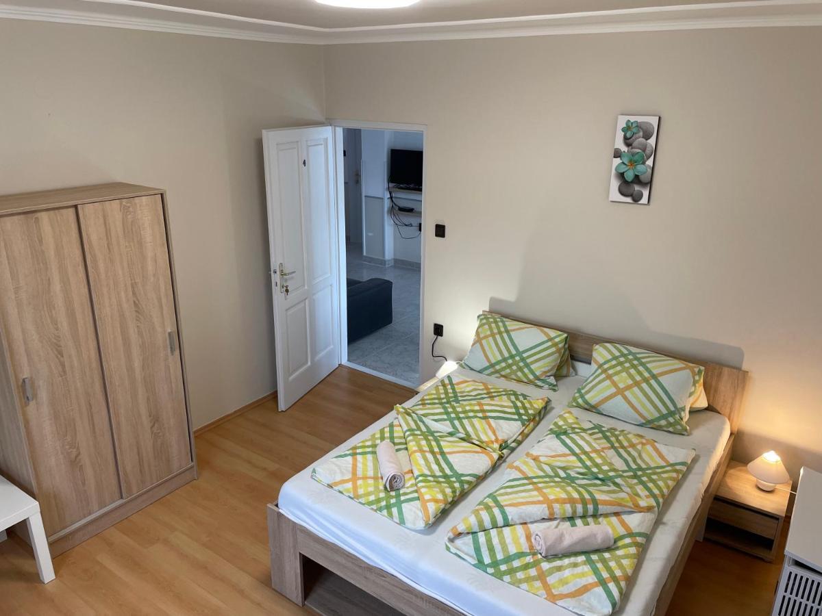 Pingvin Cukraszda Apartman Felso Szint Balatonmáriafürdő 외부 사진